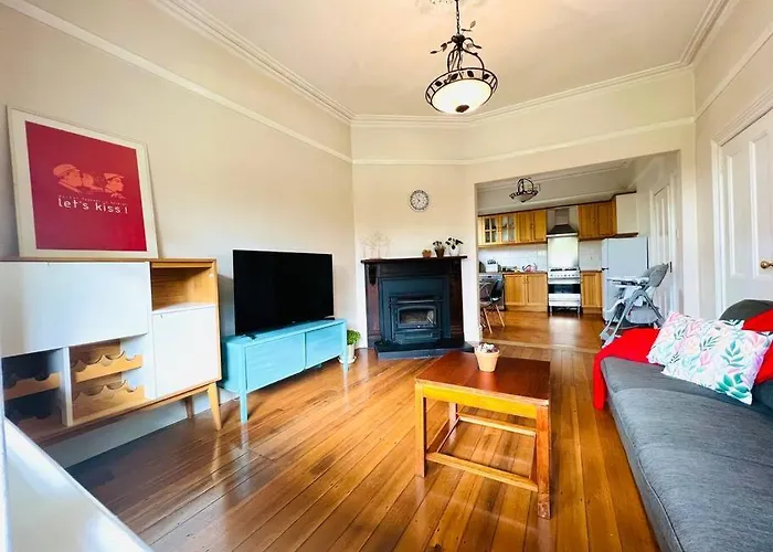 Hobart Heritage House Near City